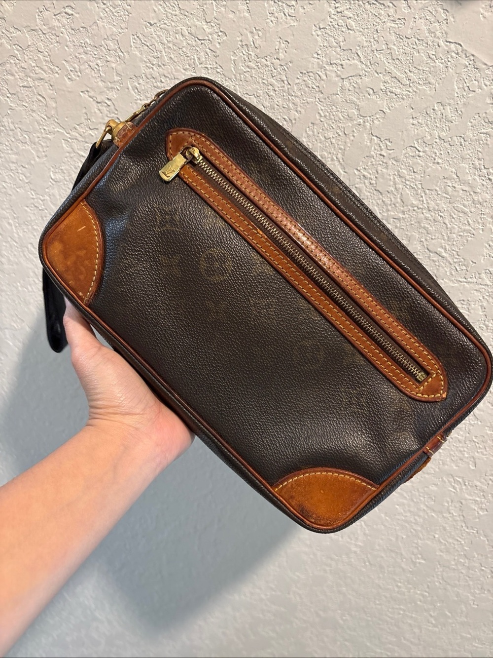 Louis Vuitton Marly Dragonne
Monogram Clutch Bag - Picture 13 of 14
